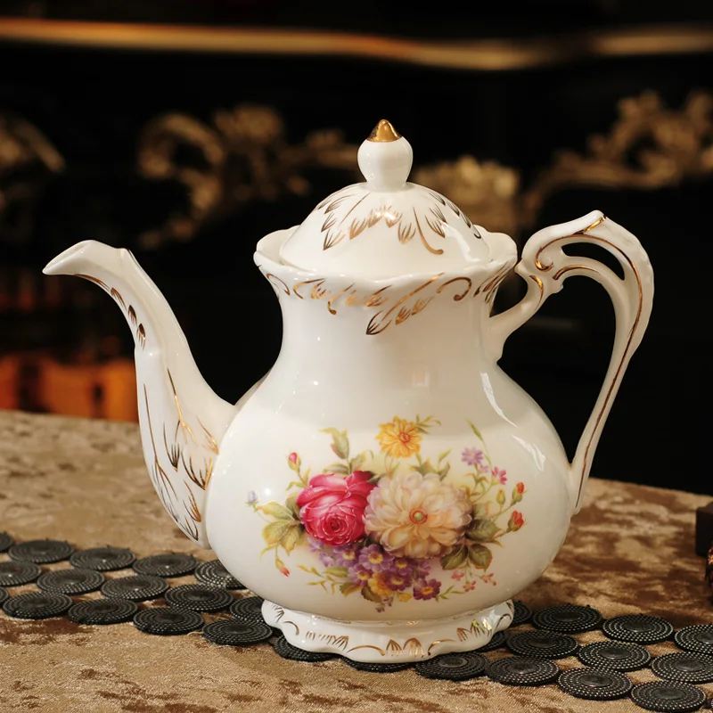 Sıcak Satış Yaratıcı Seramik Kahve fincan ve çay tabağı El-boyalı Gül porselen çay bardağı Kaşık Klasik İçecek Hediye Cafe Adanmış Görüntü 4